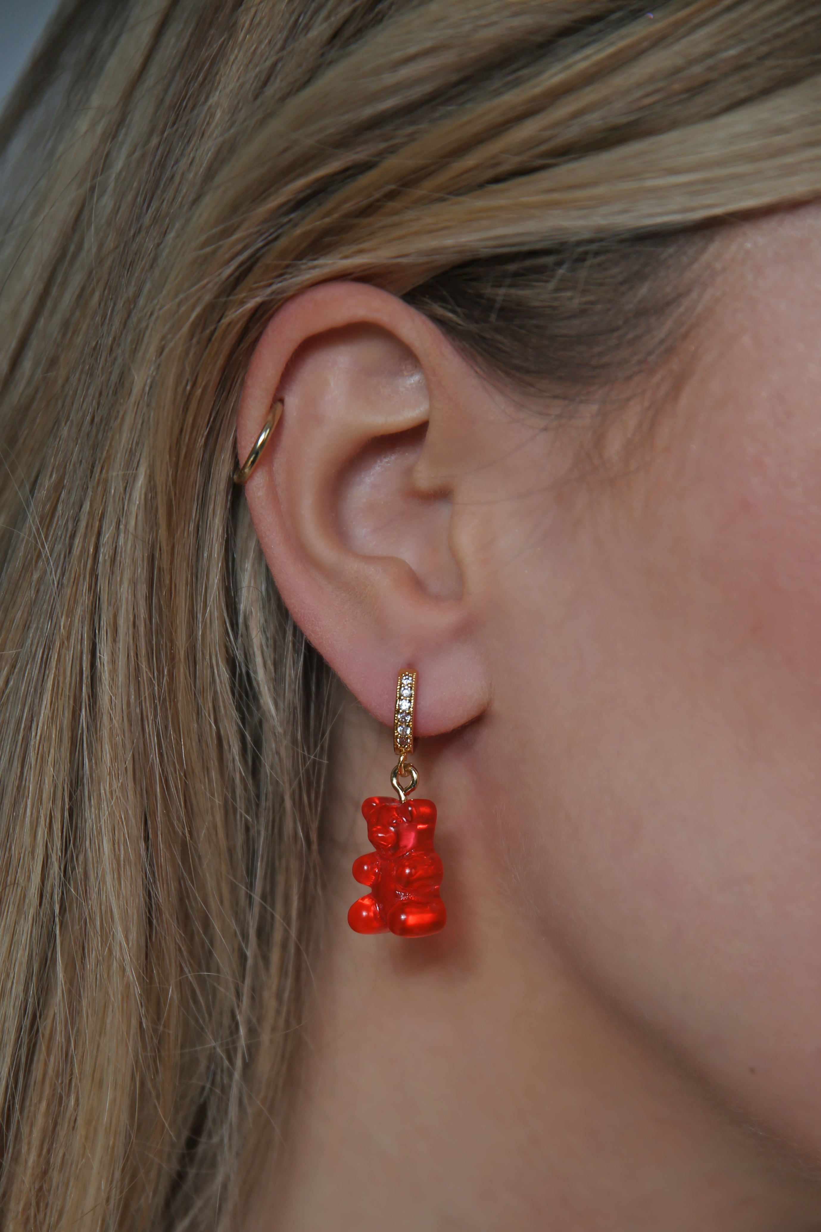 Nostalgia bear hoop - Jelly red – Crystal Haze Jewelry